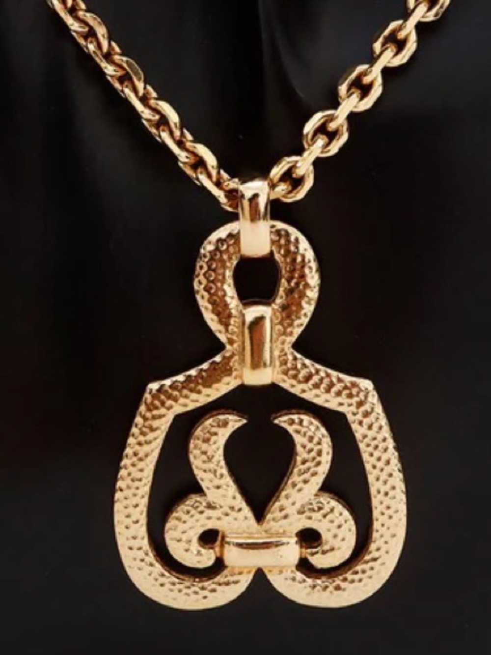 Dior Textured Gold Fleur Motif Pendant Necklace - Picture 1 of 4